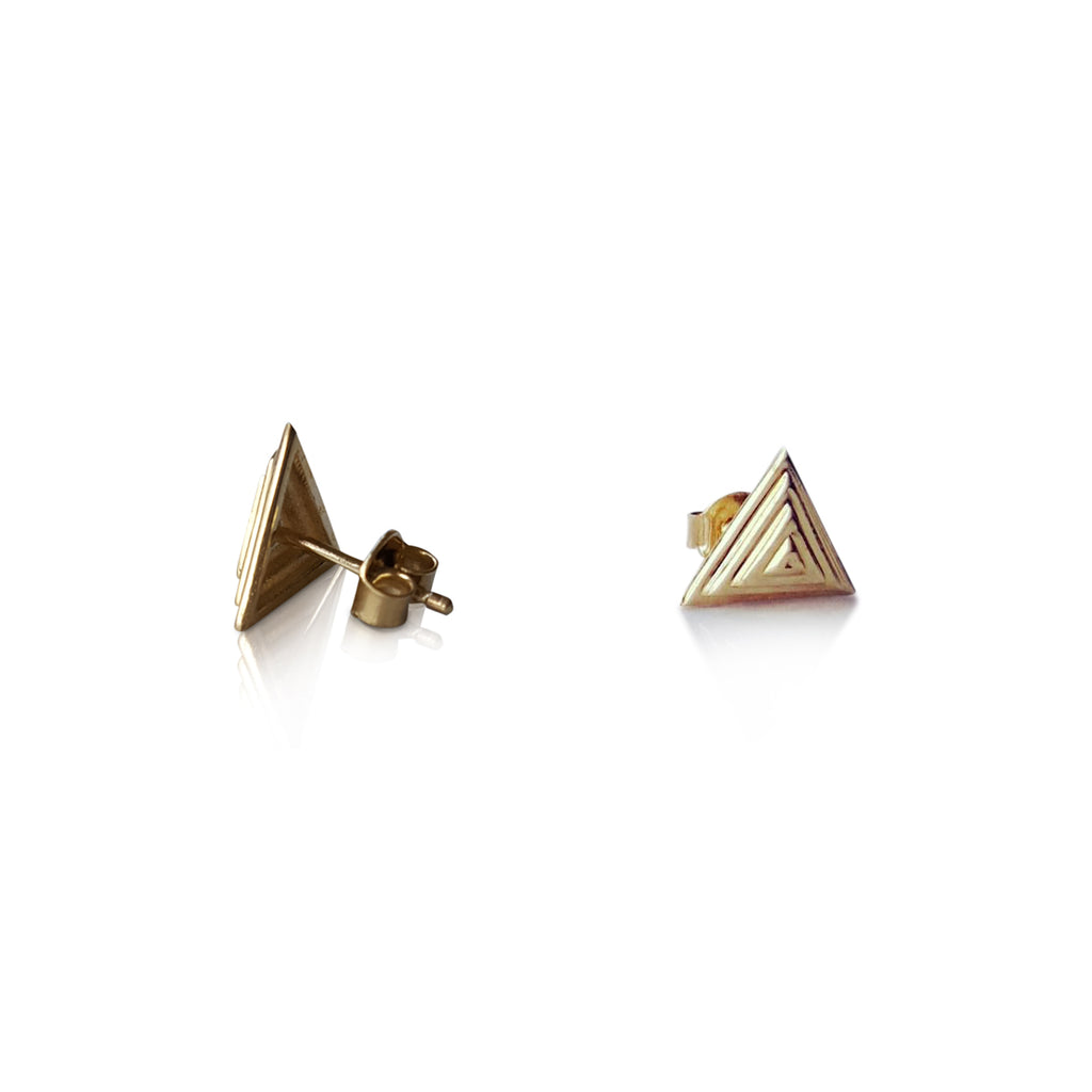 Pyramid stud earrings, 14K yellow gold pyramid stud earrings, triangle earrings, Stud earrings